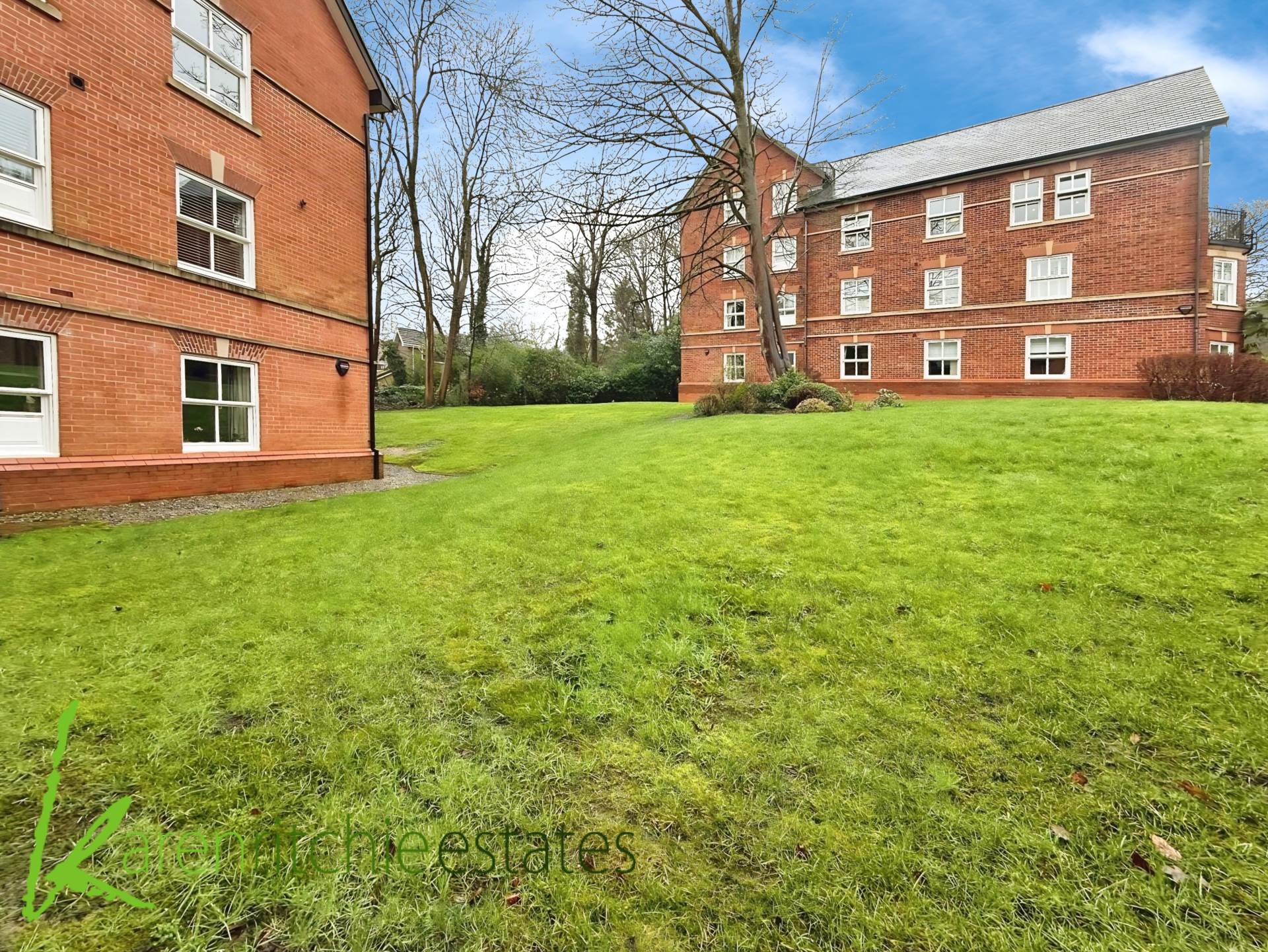 Clevelands Drive, Heaton, Image 11