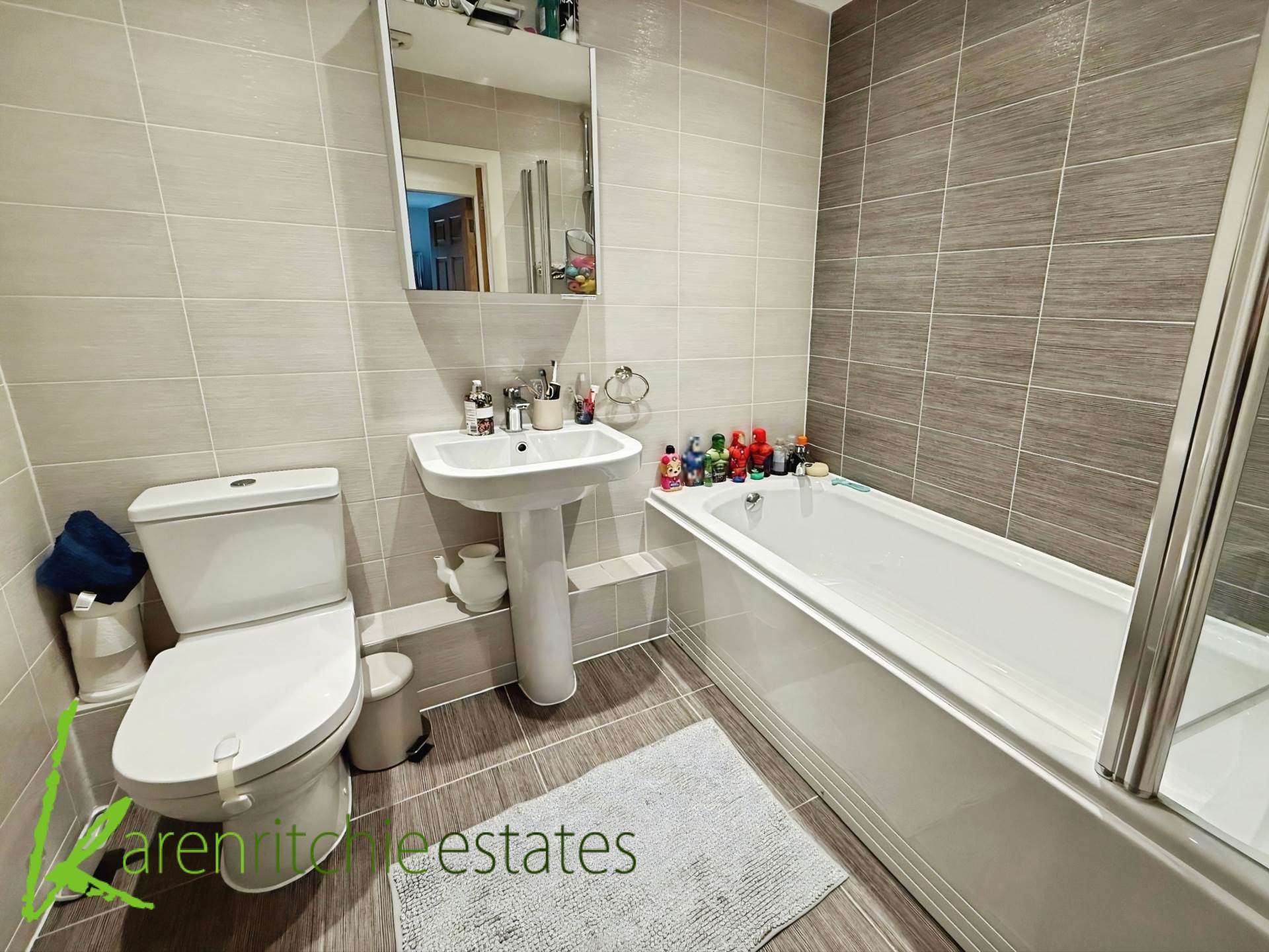 Clevelands Drive, Heaton, Image 8