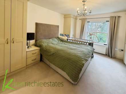 Clevelands Drive, Heaton, Image 5