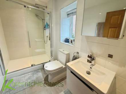 Clevelands Drive, Heaton, Image 6