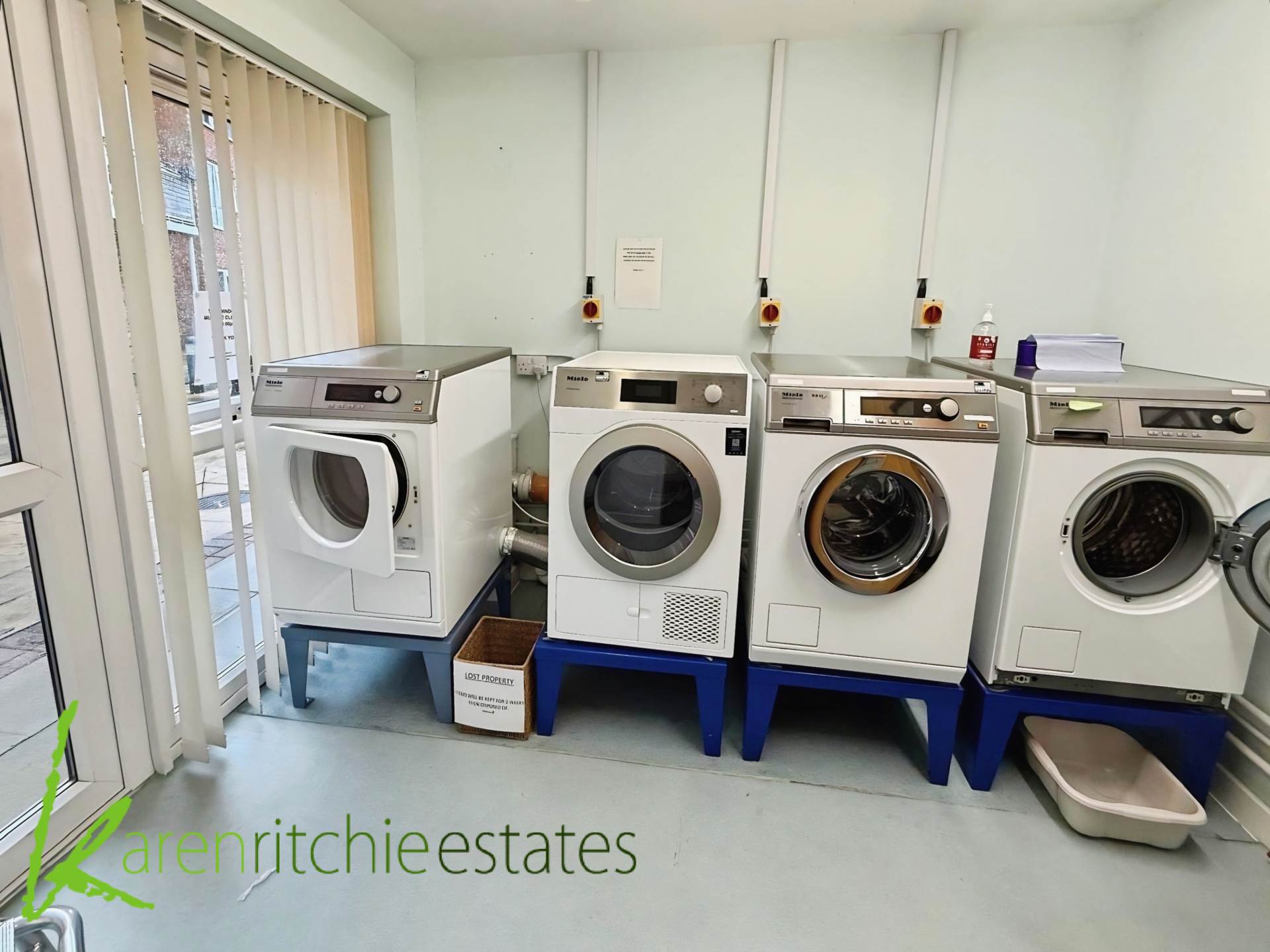 Manor Gardens, Harwood, Image 16