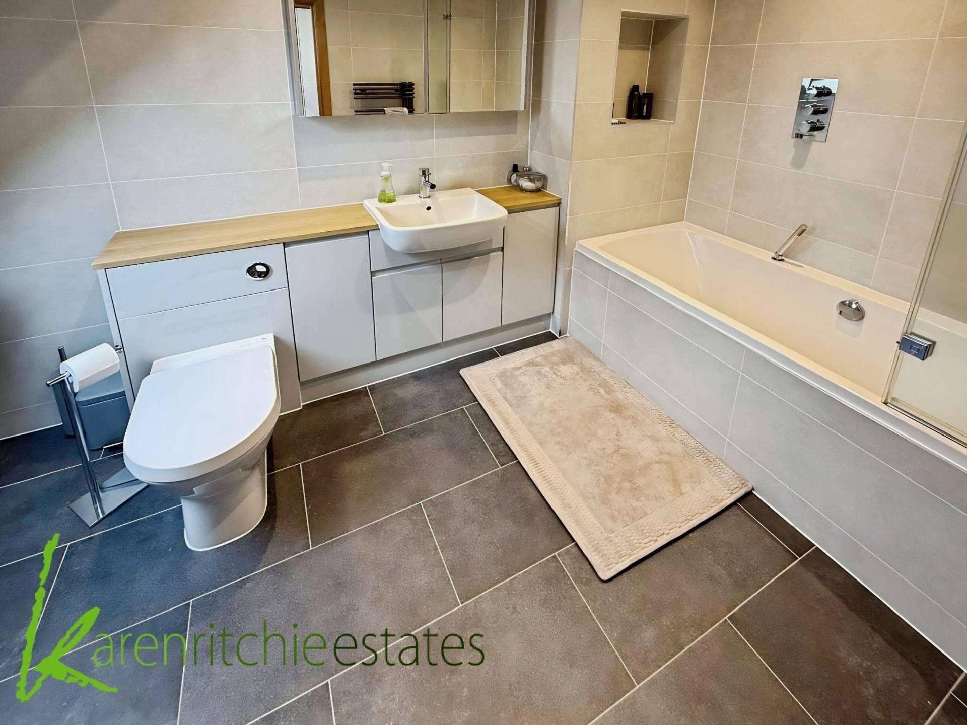 Ash Lawns, Bolton, Image 17