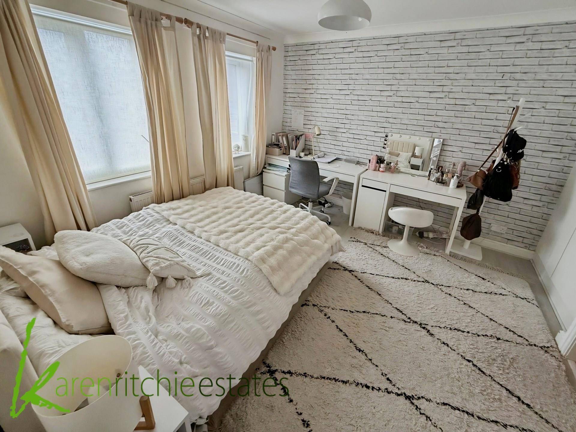 Ash Lawns, Bolton, Image 9