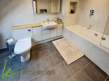 Ash Lawns, Bolton, Image 17