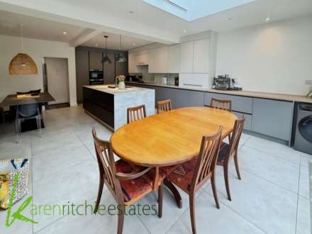 Ash Lawns, Bolton, Image 6