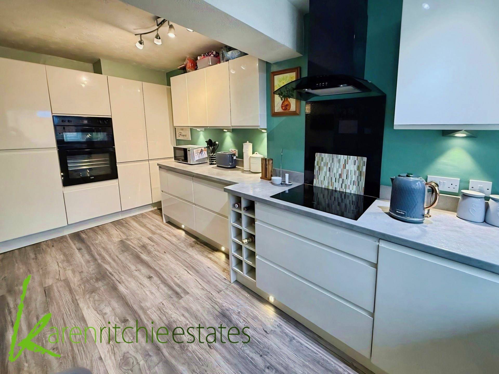 Thornhill Close, Bolton, Image 6