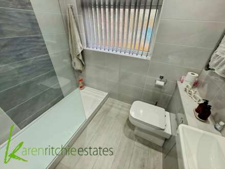 Thornhill Close, Bolton, Image 12