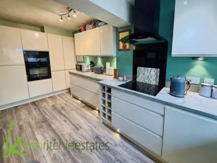 Thornhill Close, Bolton, Image 6