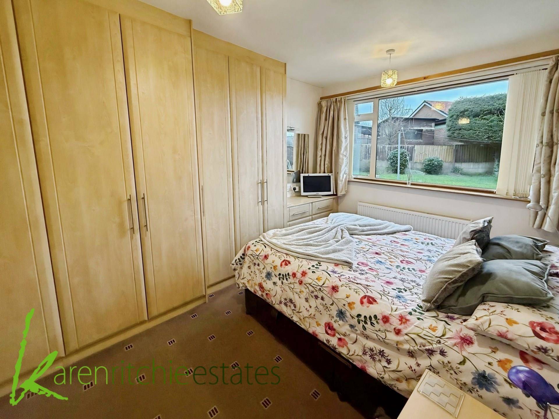 Meads Grove, Farnworth, Image 5