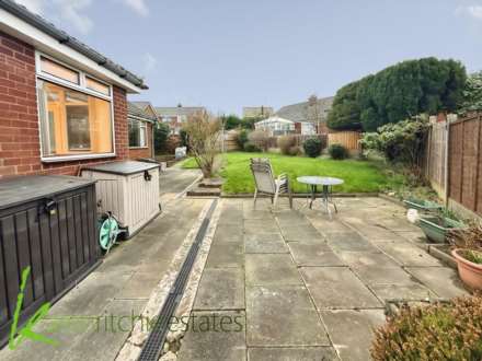 Meads Grove, Farnworth, Image 14