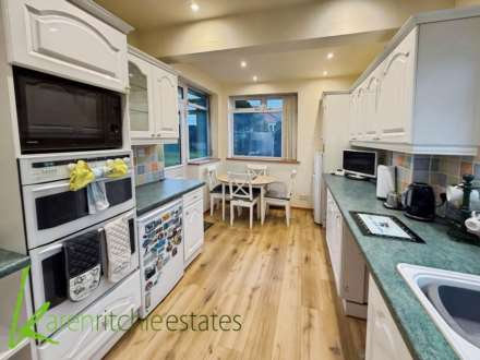 Meads Grove, Farnworth, Image 4