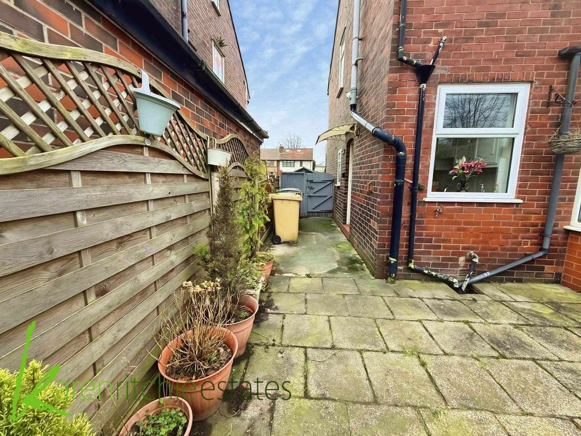 Bromwich Street, The Haulgh, Image 13