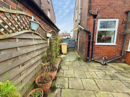 Bromwich Street, The Haulgh, Image 13