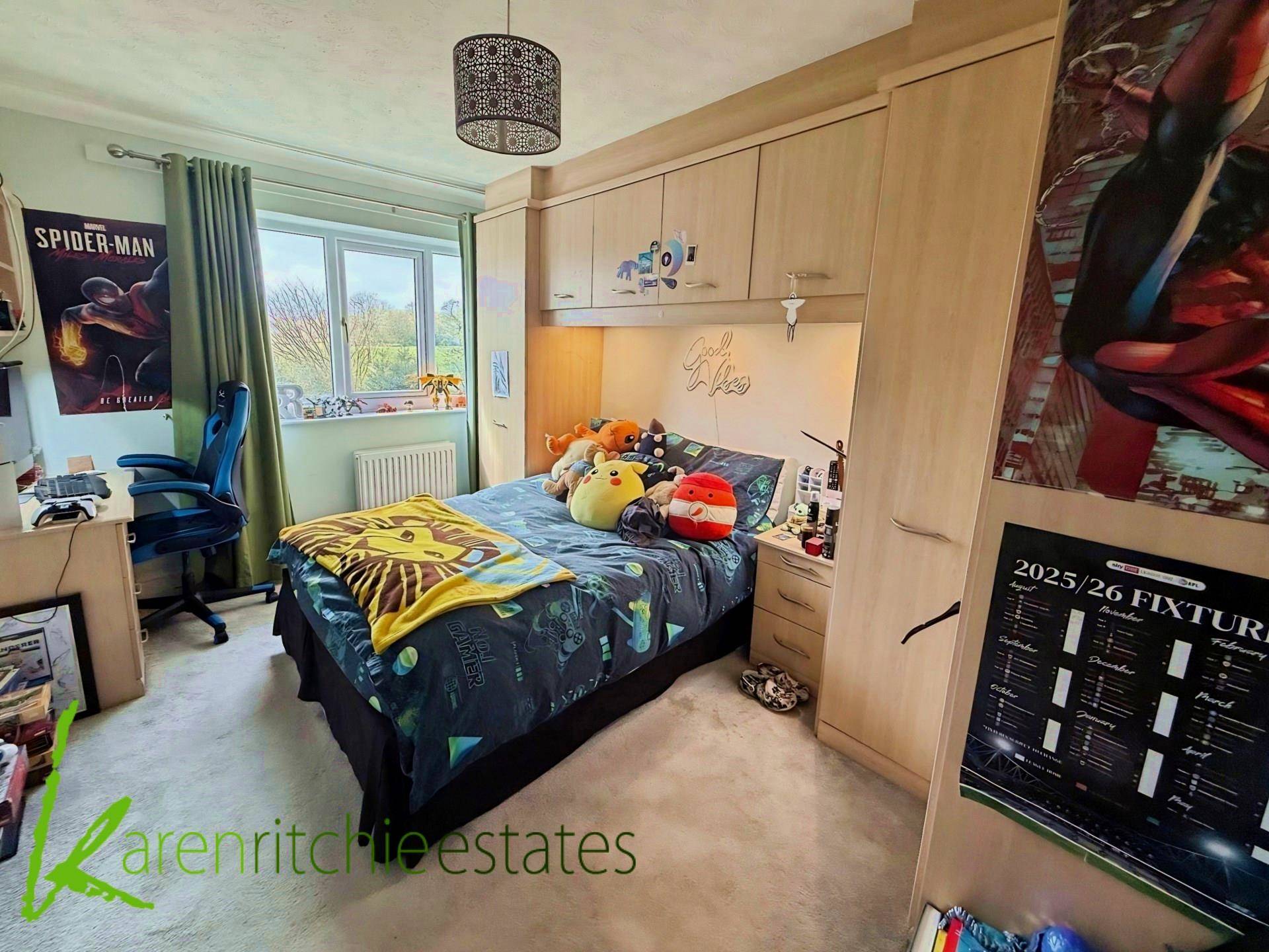 Capital Close, Bolton, Image 7