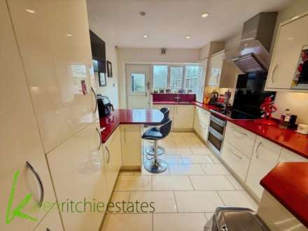 Capital Close, Bolton, Image 4