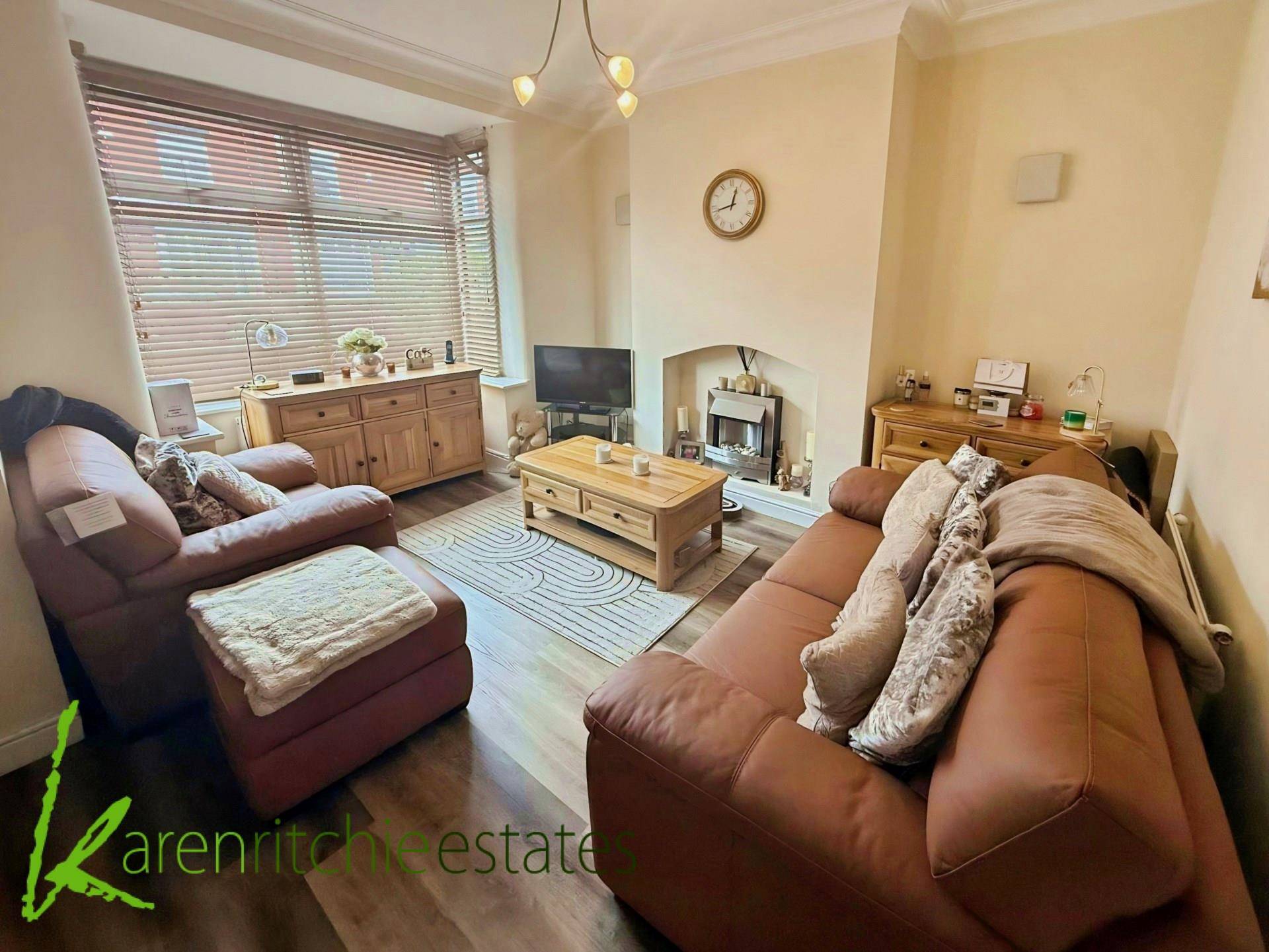Markland Hill Lane, Bolton, Image 4