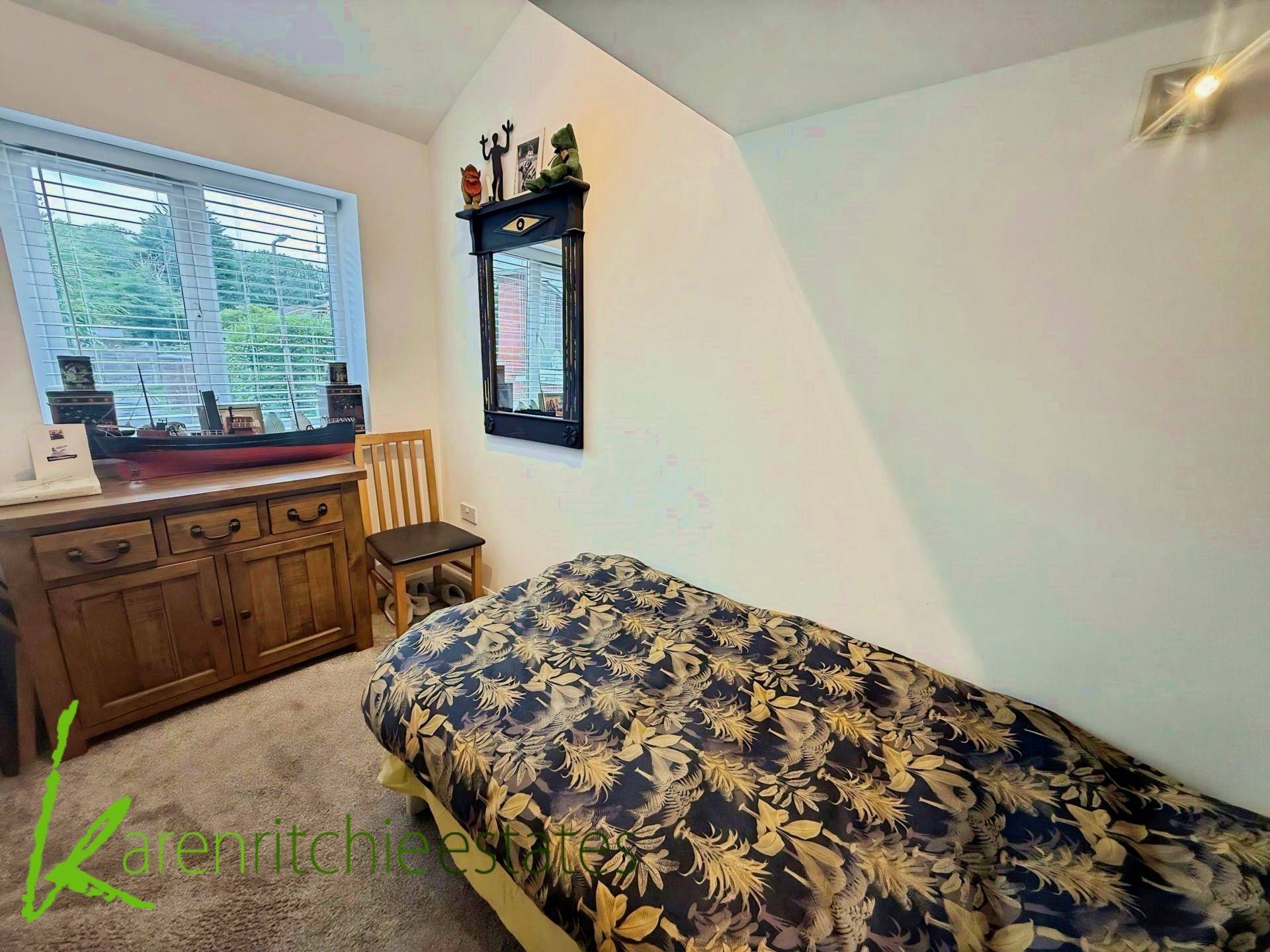 Middlebrook Drive, Bolton, Image 10