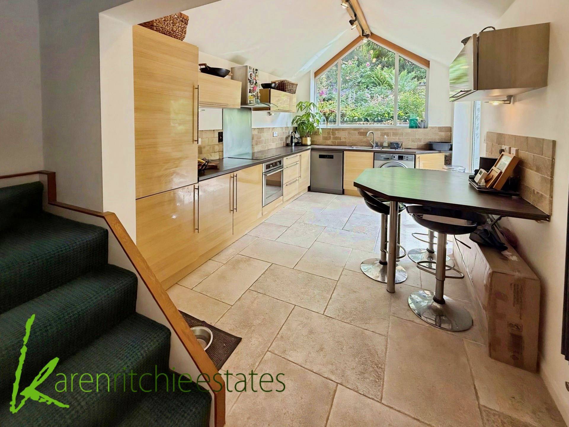 Middlebrook Drive, Bolton, Image 5