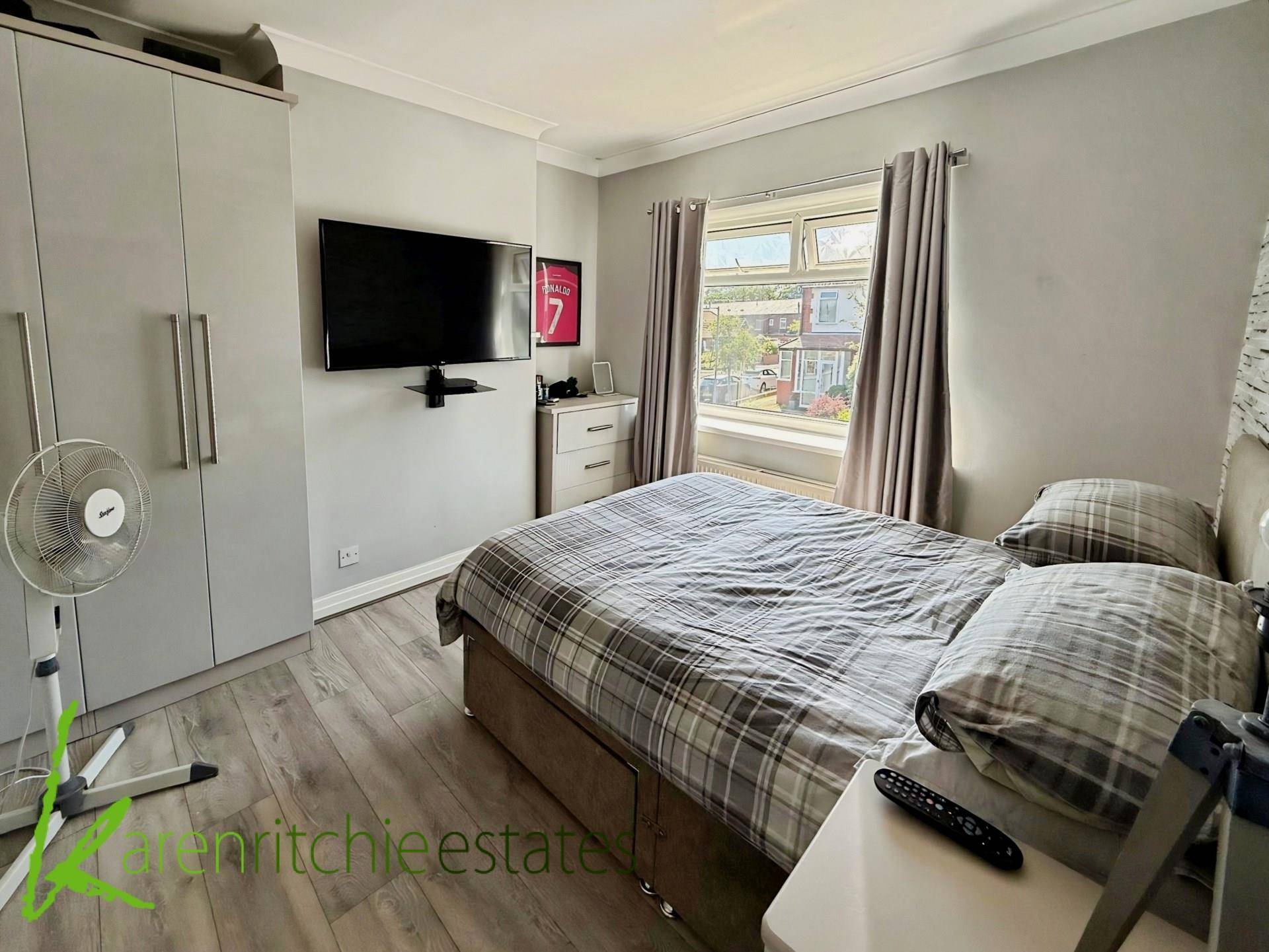 Thornton Avenue, Bolton, Image 13