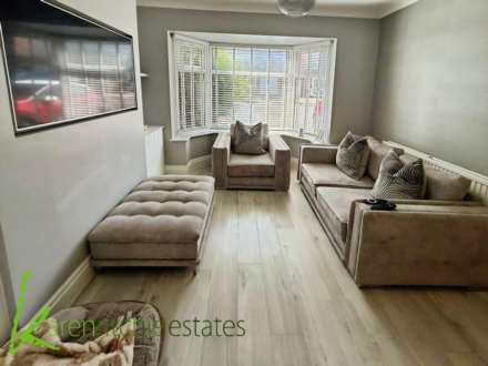 Thornton Avenue, Bolton, Image 4