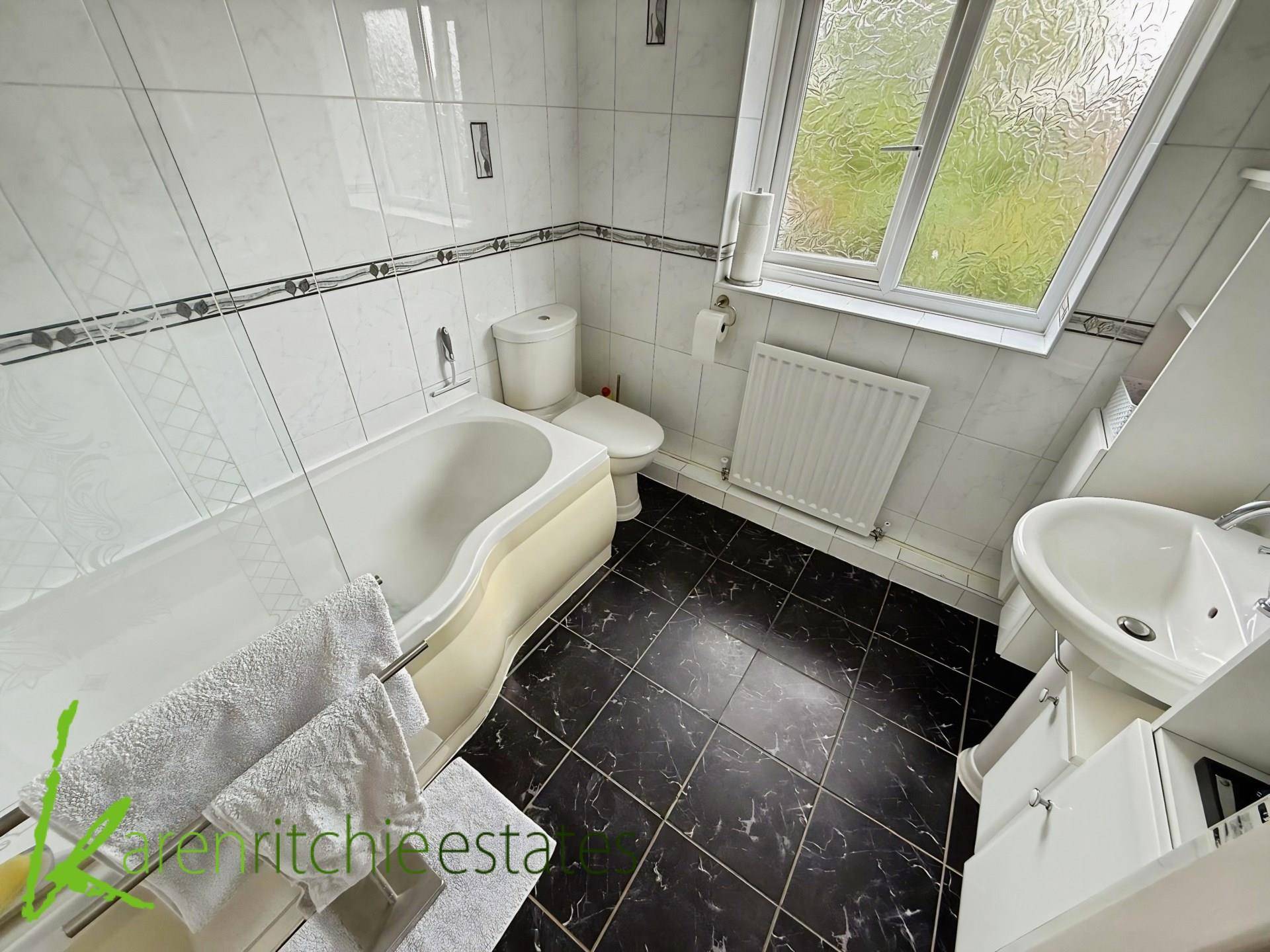 Delph Hill Close, Bolton, Image 9