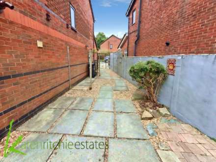 Delph Hill Close, Bolton, Image 13