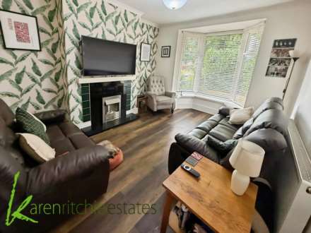 Crompton Way, Tonge Fold, Image 4