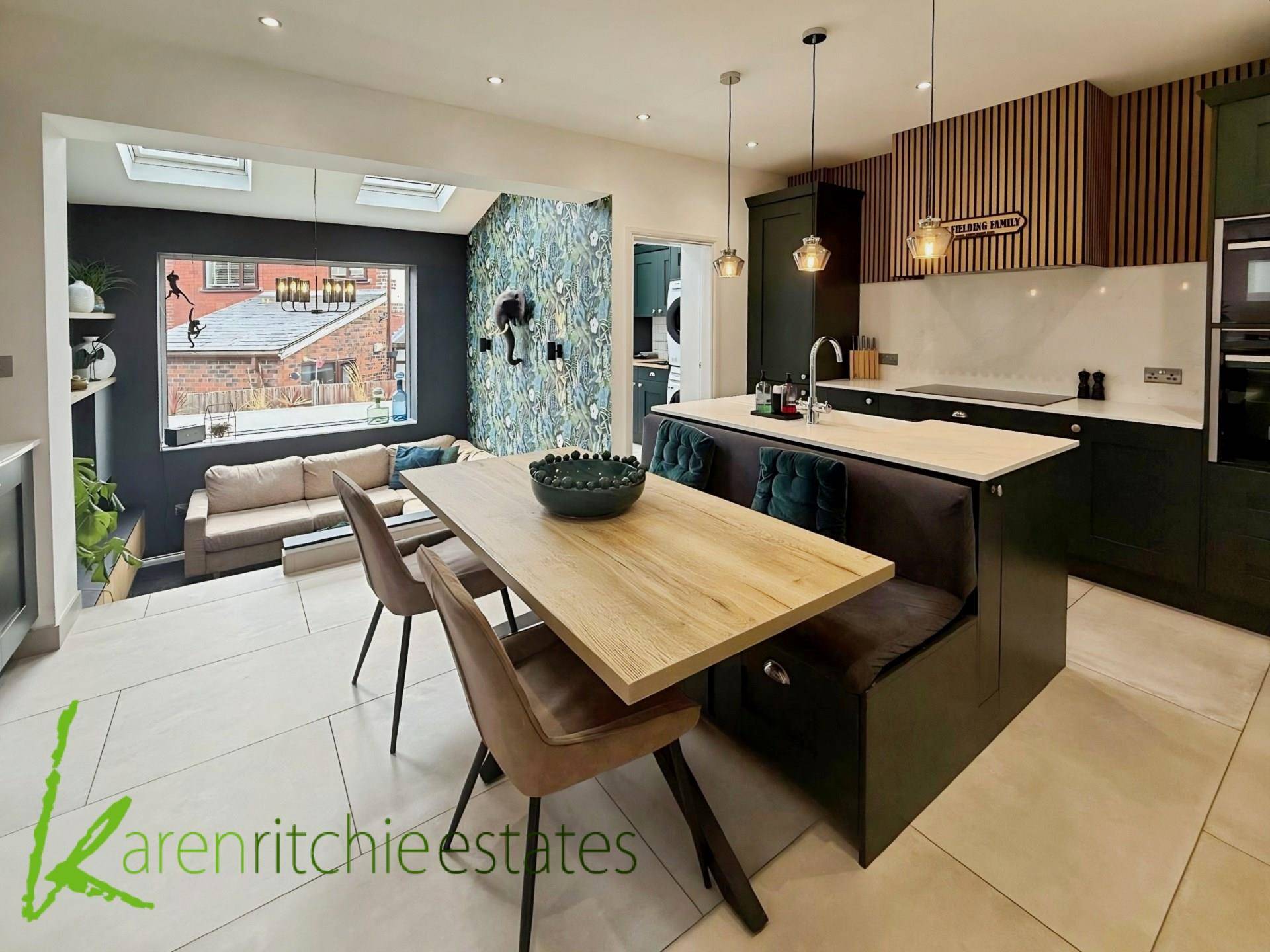 Bracondale Avenue, Smithills, Image 1
