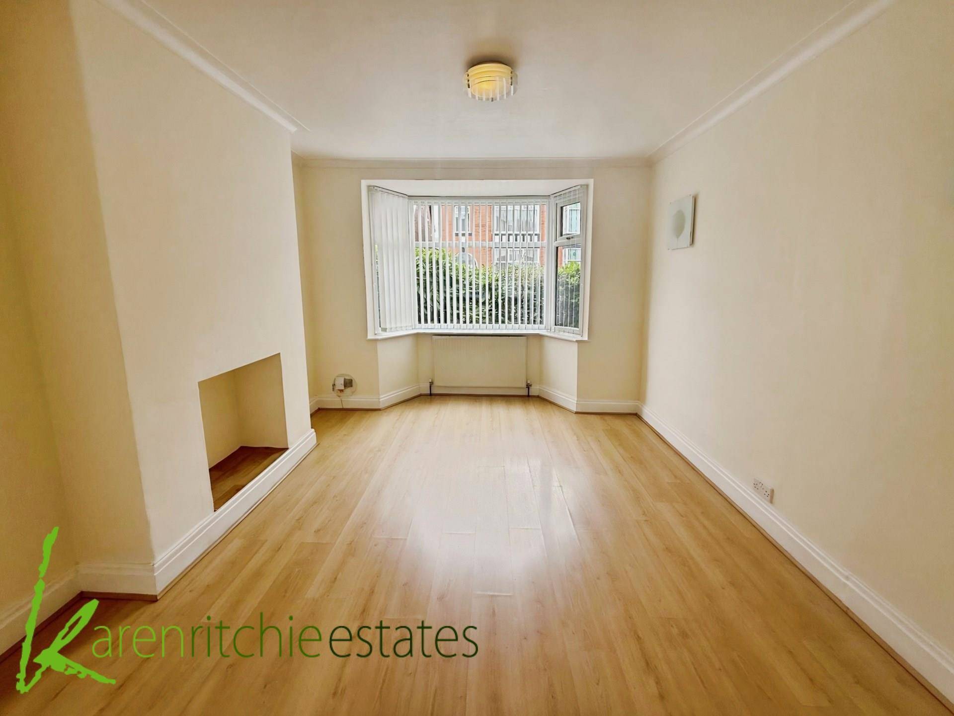 Moorside Avenue, Smithills, Image 2