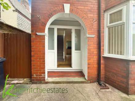 Moorside Avenue, Smithills, Image 16