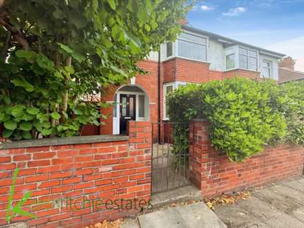 Moorside Avenue, Smithills, Image 19