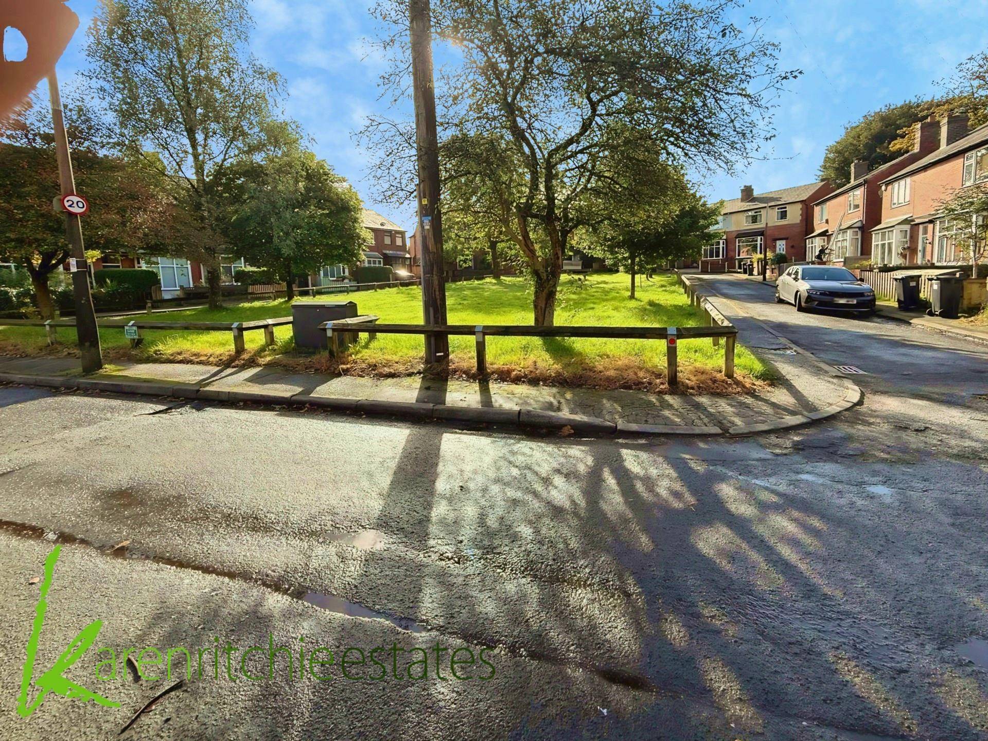 Woodstock Drive, Bolton, Image 10