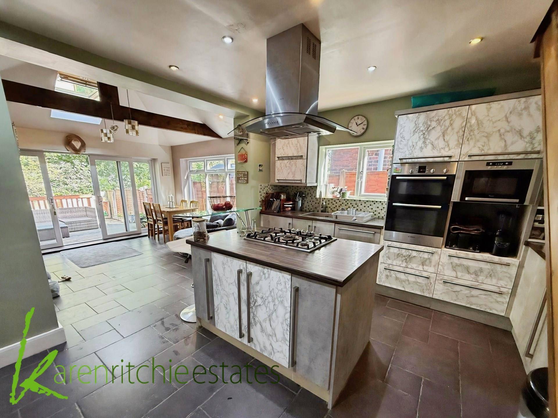 Woodstock Drive, Bolton, Image 3
