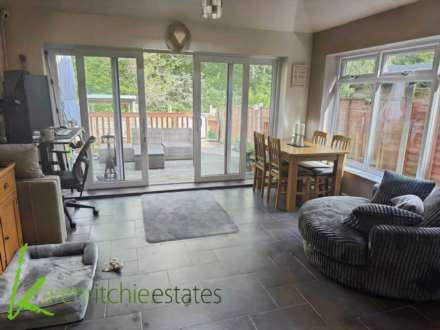 Woodstock Drive, Bolton, Image 4