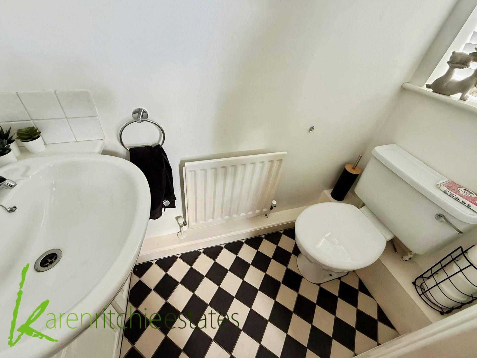 Embsay Close, Bolton, Image 11