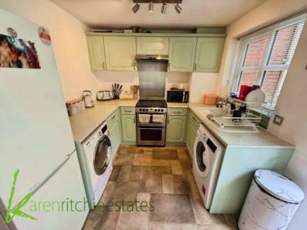 Embsay Close, Bolton, Image 4