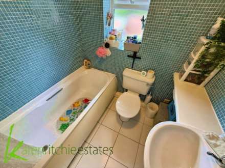 Embsay Close, Bolton, Image 9