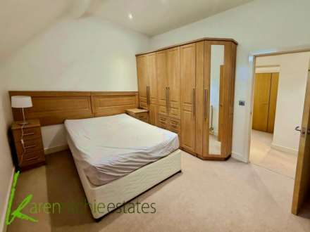 Clevelands Drive, Bolton, Image 7