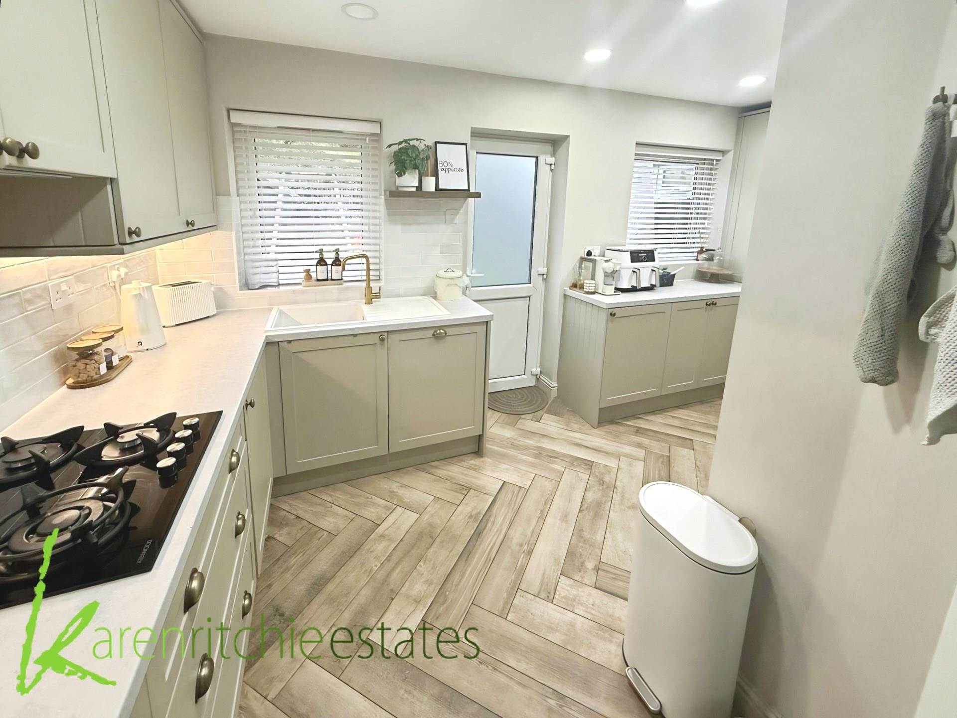 Middlebrook Drive, Bolton, Image 10