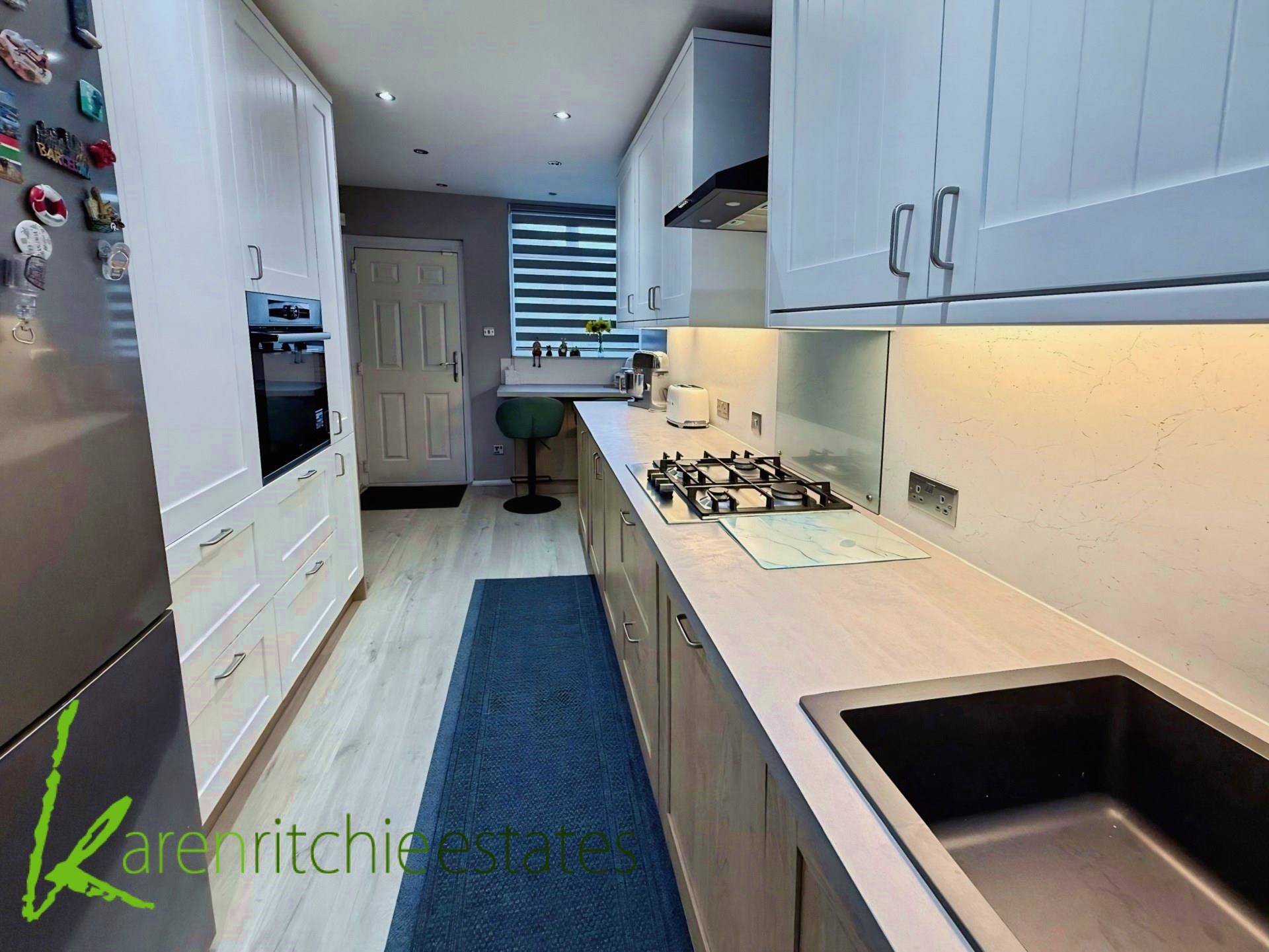 Mallett Crescent, Bolton, Image 4