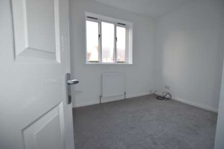 Coggeshall Grove , Wavendon Gate, Image 8