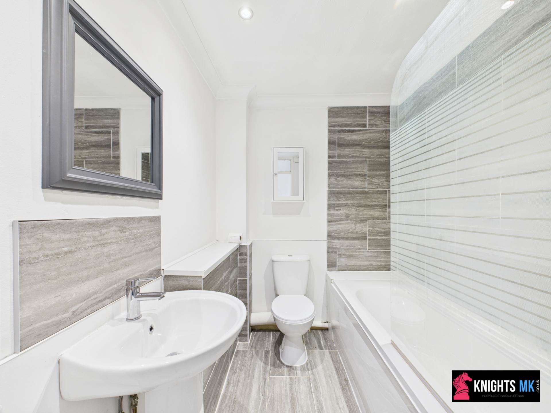 Glenwoods, Newport Pagnell, Image 12