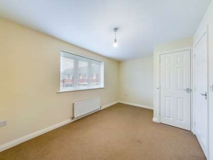 Folkestone Drive, Corby, Image 12