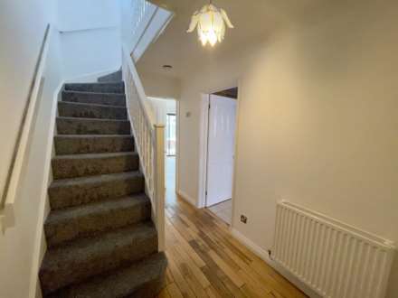 Longhedge, Caldecotte, Image 8