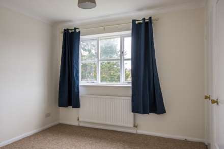 Deerfield Close, Buckingham, Image 6