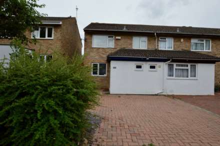 Redbridge, Stantonbury, Image 12