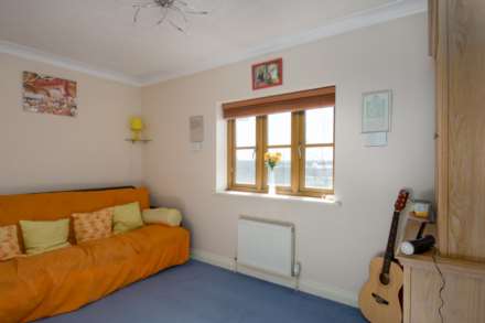 Gregories Drive, Milton Keynes, Image 15