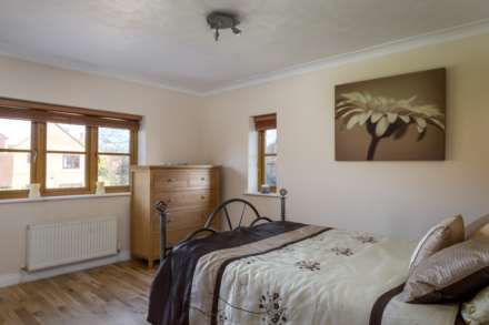 Gregories Drive, Milton Keynes, Image 19