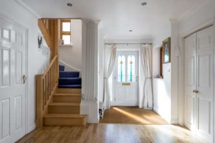 Gregories Drive, Milton Keynes, Image 2