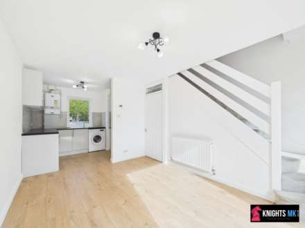 Fishermead Boulevard, Image 13